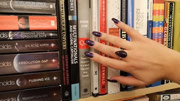 Explore my bookshelf! Relaxing tapping and scratching - No talking ASMR