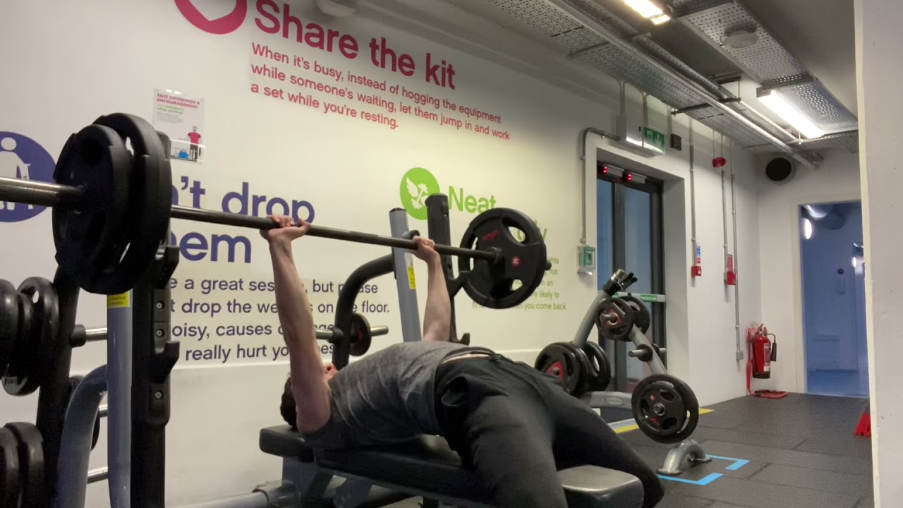 80Kg Pause Bench, sort of close grip