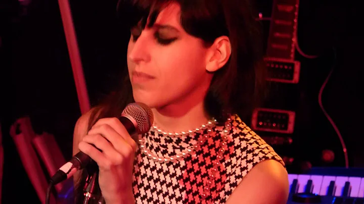 Jessica Allyn & Friends - "The End of the World" (...
