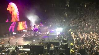 Video thumbnail of "Depeche Mode - Enjoy The Silence - Toronto 2017 - Live"