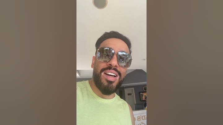 رامي جمال مع تامر عاشور في الچم بيضحكو 😂علي تمرينه الفنان لزيادة الاحزان 😂