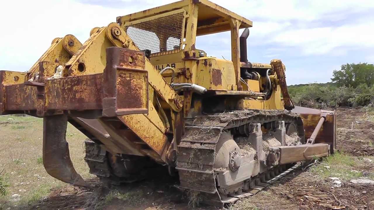 BEEMSTERBOER CAT D9 With Disc Plow