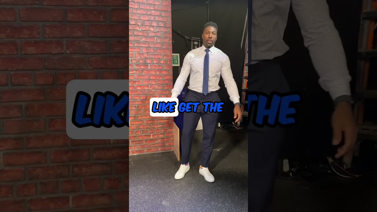 Greg Jennings' hilarious NBA signature move 😂😂 