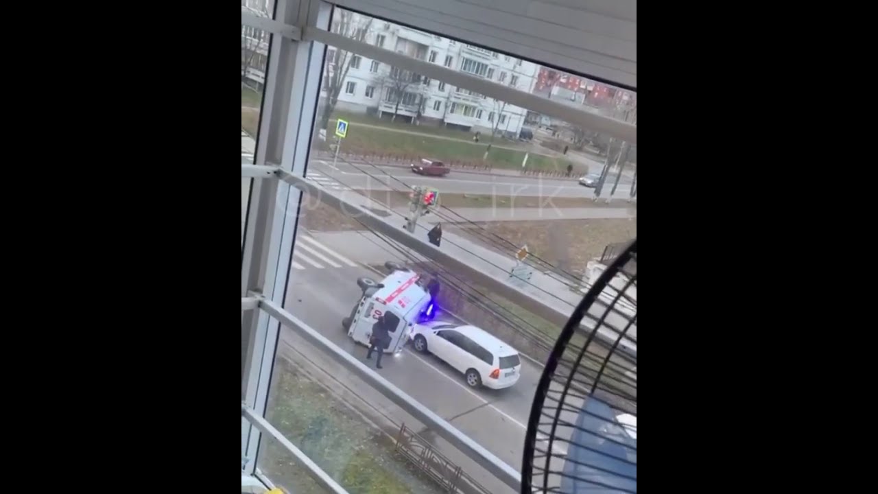 Момент дтп со скорой