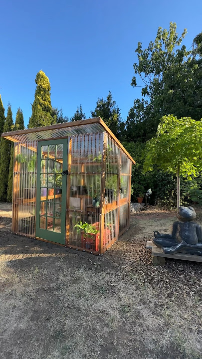 Easy DIY Greenhouse Build