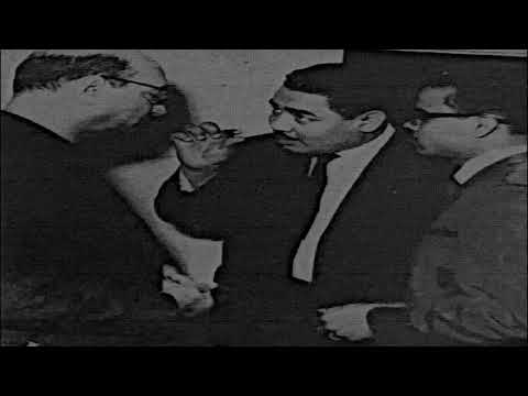 جودي بوصل و ارحميني و انصفي إني جريح تاه في جف