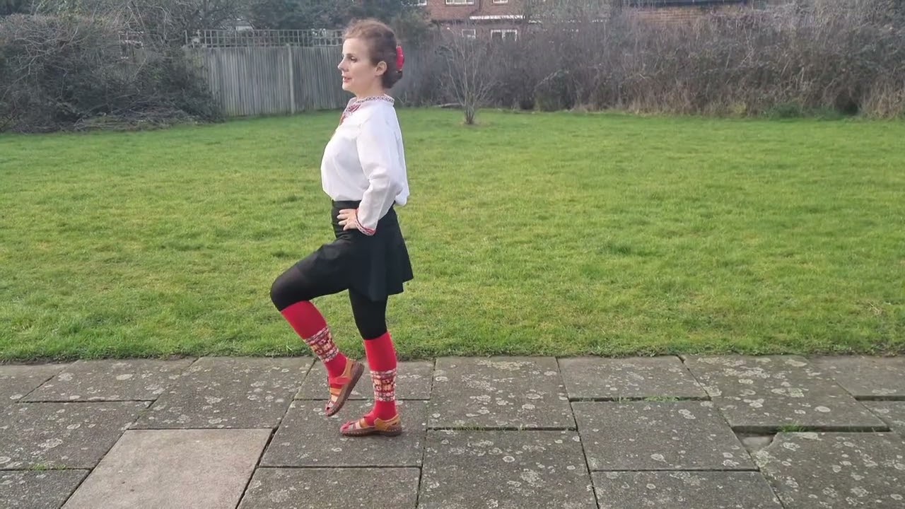 36. БУГАРКА/ Bugarka- народни танци самоучител. 