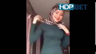 Hijab Bahenol Hot Nari