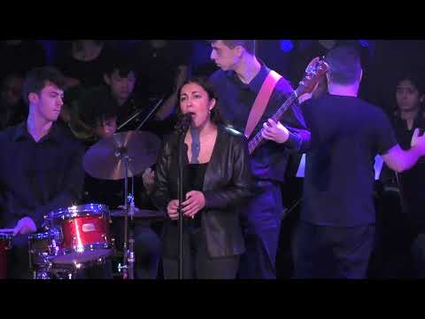 Newark Academy Arts Perform "Stairway to Heaven"