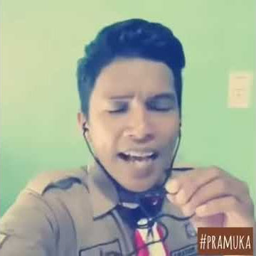 Lagu Adek Berjilbab Coklat ( PRAMUKA )