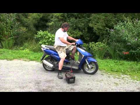Video Honda Dylan 125 54 plate - youtube