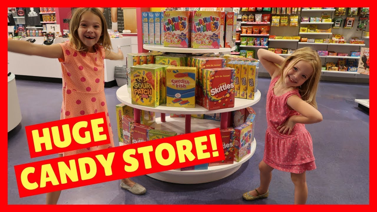 Trip to a HUGE Candy Store IT'SUGAR