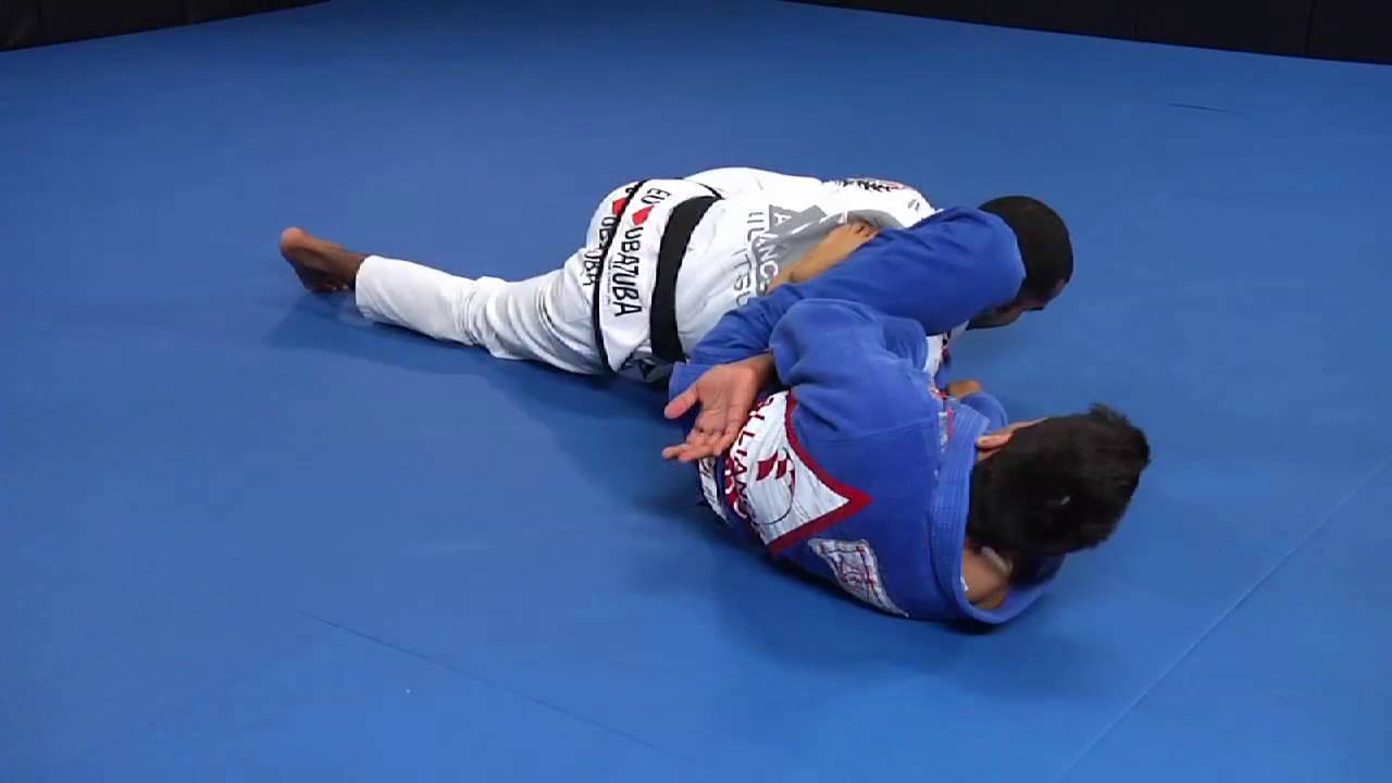 コブリンヤBJJ Vol 2- フーベンス・シャーレスのバタフライ - YouTube