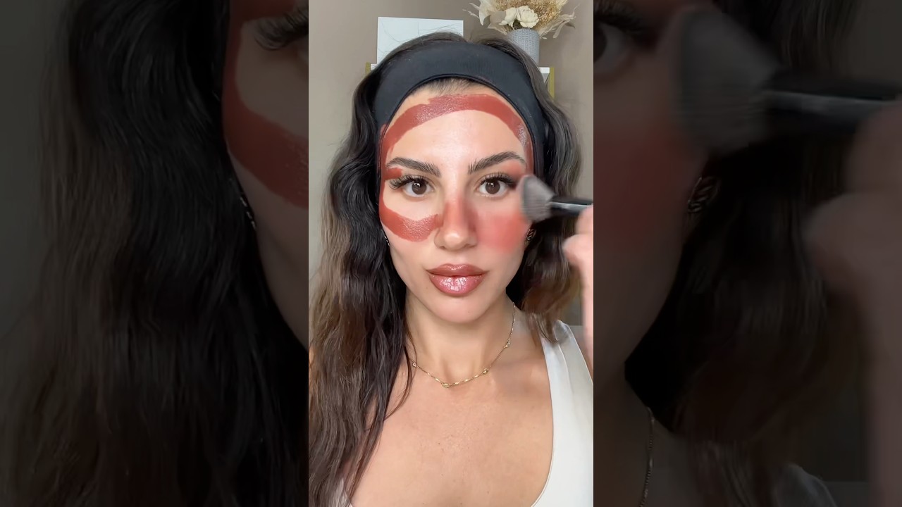 My viral sunkissed blush technique using toasted teddy by rhode skin ☀️ 