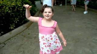 Retarded little sister dancing (part 1)