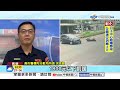 撞飛紅牌重機"空中翻滾"騎士重傷! 失控撞飛機車因"血糖低"!│中視新聞 20260802