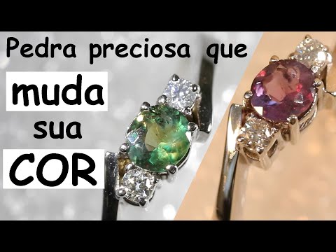 Pedra preciosa que muda sua cor