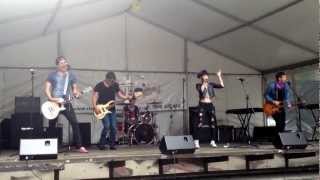 Christina Parie - 16 & Unstoppable (Live In Martin Place)