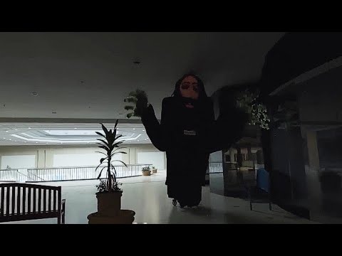 وش ممكن تلاقي في مول مهجور   