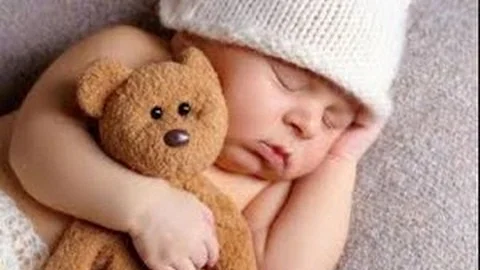 ¿Los recién nacidos pueden hacerse daño llorando?