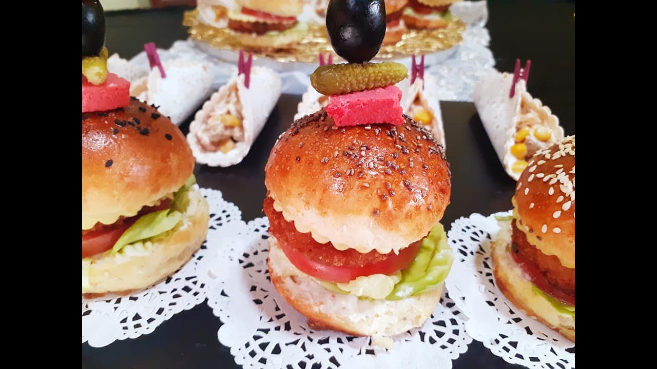 مملحات/ مقبلات رمضان 2021 💖💖ميني شوارما + ميني برغر بعجينة هشة وخفيفةو الحشو بنين هذا ماكان🌹🌹🌹🌹💋🌹