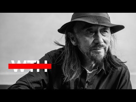 Video: Yohji Yamamoto Čistá hodnota: Wiki, ženatý, rodina, svatba, plat, sourozenci