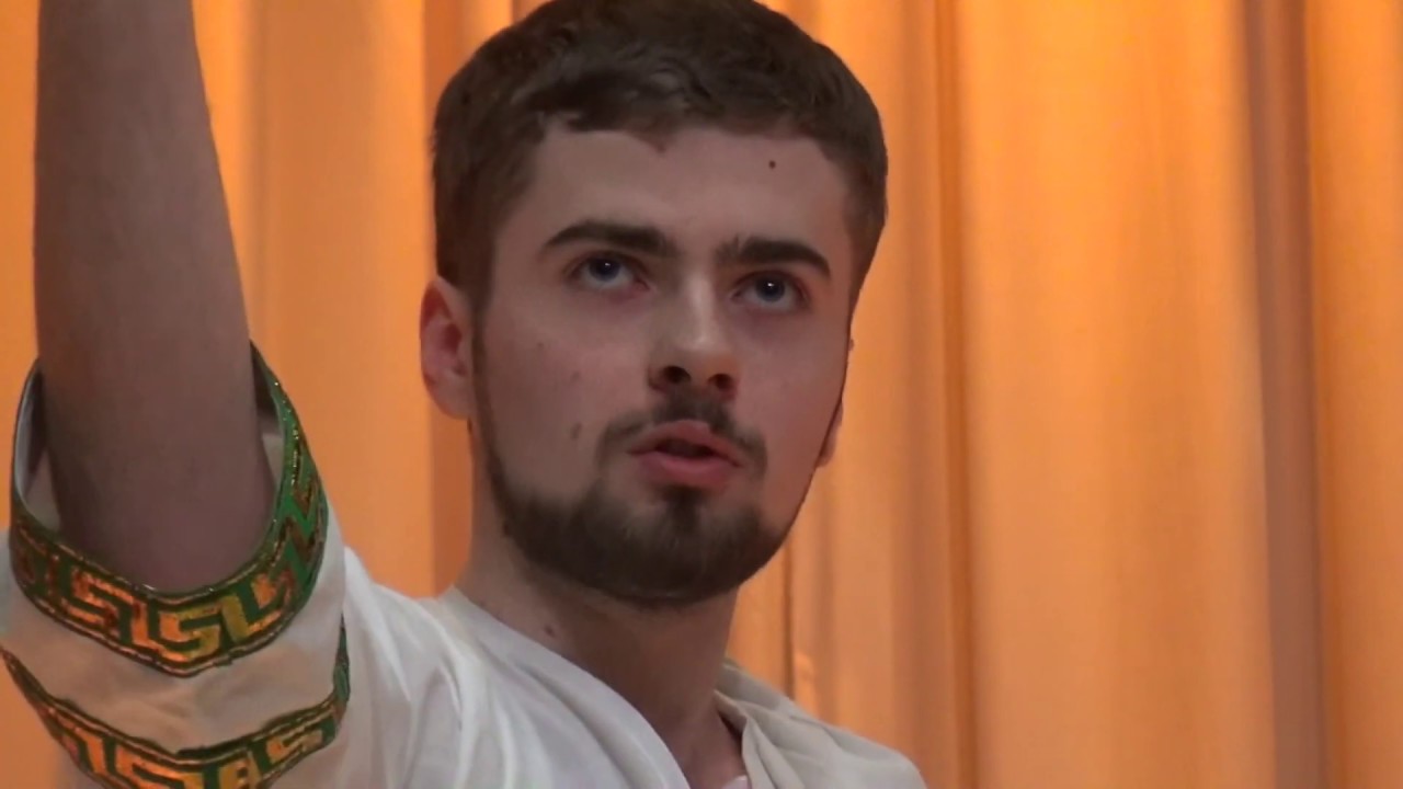 мяч на латыни звучит мяч на латыни звучит