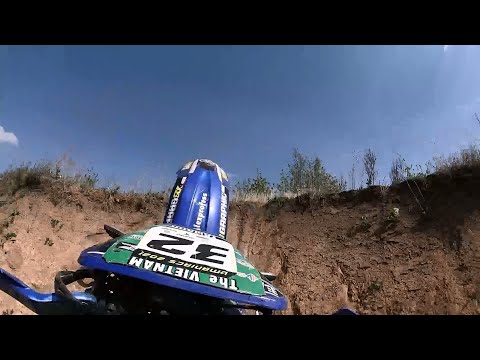 Четыре райдера и - два хвоста. Эндуро по неберучкам.