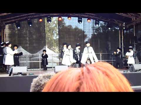 ქართული ხალხური ცეკვის ანსამბლი \"იბერიონი\" - ხელმძღვანელი ანა ლობჟანიძე.