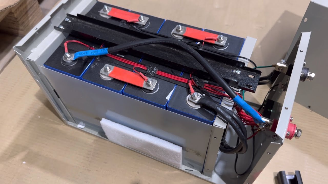 Pin 12V dung lượng cao 314Ah, hàng mới 100% ráp sẵn chỉ việc dùng