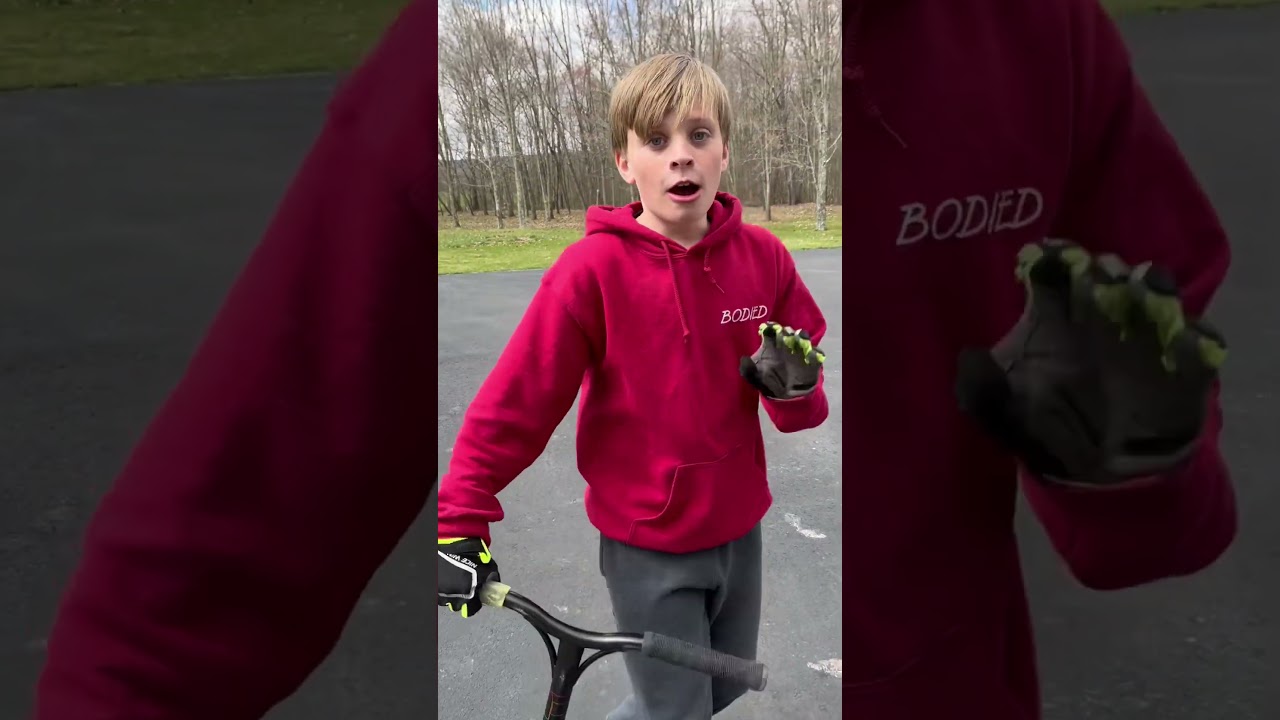 POV: Your playing a game of scoot with 