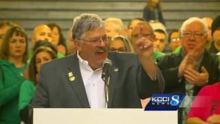 Iowa lawmakers start new legislative session
