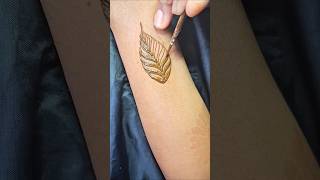 Esay Leaf Mehndi Design