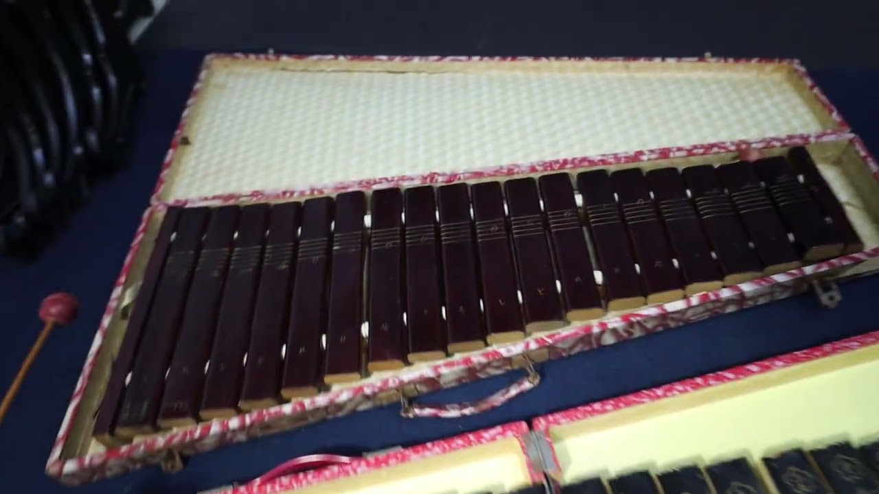 日本古来の琴♫桐木/ 程度良好 CDJ0135 日本昭和老木琴- YouTube