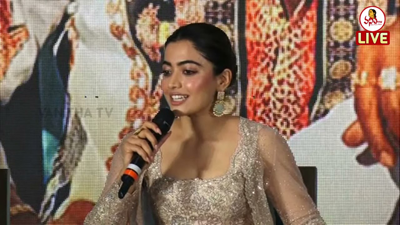 Rashmika Superb Words About Allu Arjun @ Pushpa Press Meet