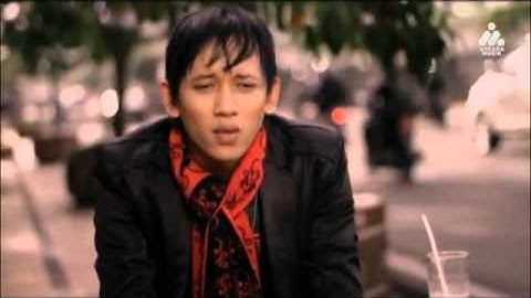 Dadali   Disaat Sendiri Official Music Video   YouTube