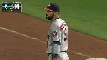 HOU@OAK: Gonzalez makes a nice diving stop to first