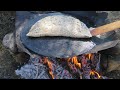Açık havada etli ekmek  pancar tarlasında öğlen yemeği günlük vlog
