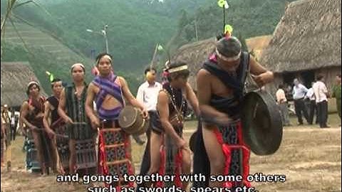 Lễ hội Mừng lúa mới của đồng bào Cơtu huyện Tây Giang