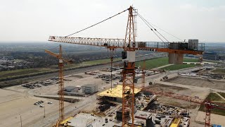 Tower Crane in Work - Башенный кран в работе
