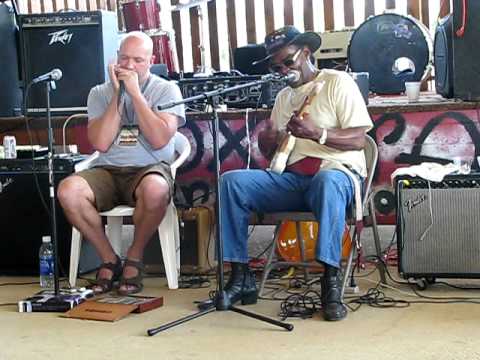 "The Sky is Crying" by Scott Albert Johnson and Bill "Howl-N-Madd" Perry @ Hill Country Harmonica