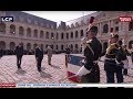 Emmanuel Macron passe en revue les forces armées et assiste à la Marseillaise