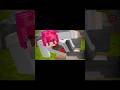 Chị Yummie thì chạy vì sợ ma ,H1h4 thì nằm chill coi phim #viral #minecraft #edit