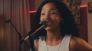 Download Lagu NIA NADURATA - boo hoo (Live at House of Hearts) MP3