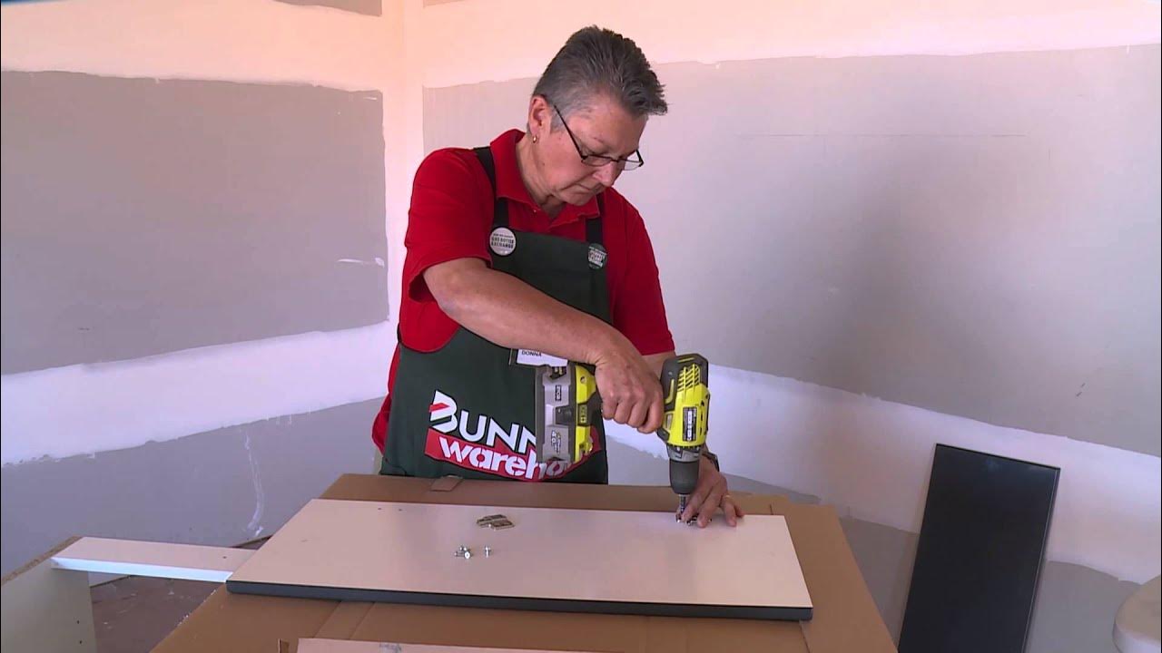 How To Hang Corner Doors DIY At Bunnings YouTube