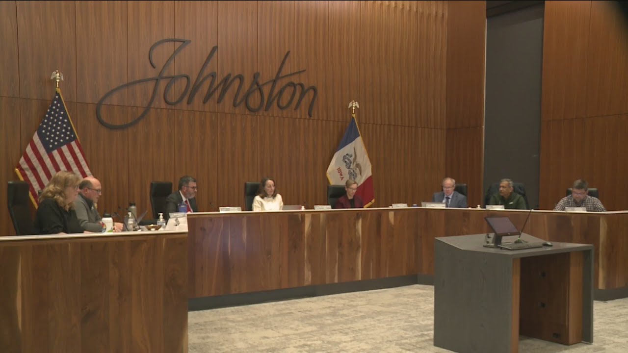 johnston-city-council-approves-first-reading-of-5-franchise-fee-for