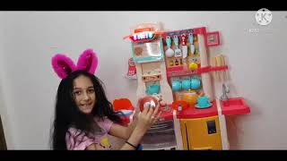 لعبه مطبخ الاطفال بتوجازبالبخار وجهاز سلق البيض وحنفية-عائلة عمر _ العاب اطفال cooking toys play