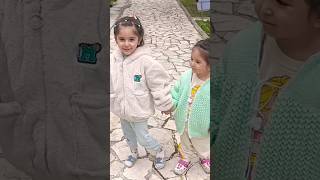 Kiş Tati̇li̇mi̇ Bu Montlu Ceketli̇