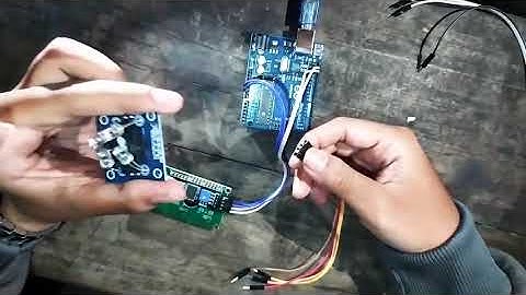 DETEKSI WARNA MENGGUNAKAN ARDUINO UNO DAN SENSOR WARNA TCS3200 | KELOMPOK 9