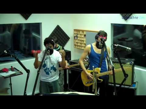 Lilabungalow - Sharp Guy (detektor.fm Akustik-Session) - YouTube